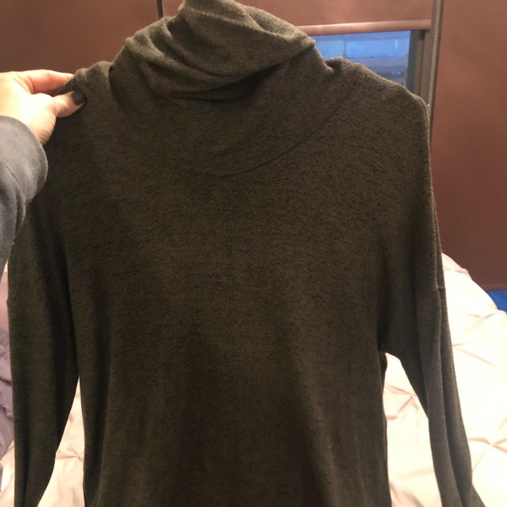 Green turtleneck